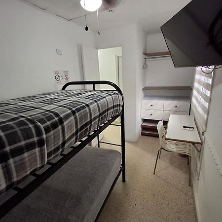 Hostal Yoha Panama City Ngoại thất bức ảnh