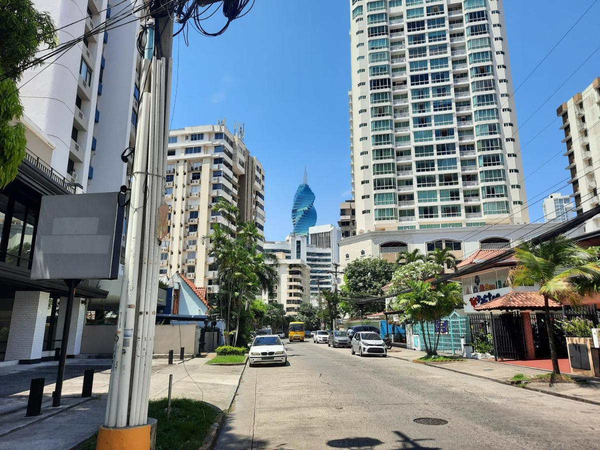 Hostal Yoha Panama City Ngoại thất bức ảnh