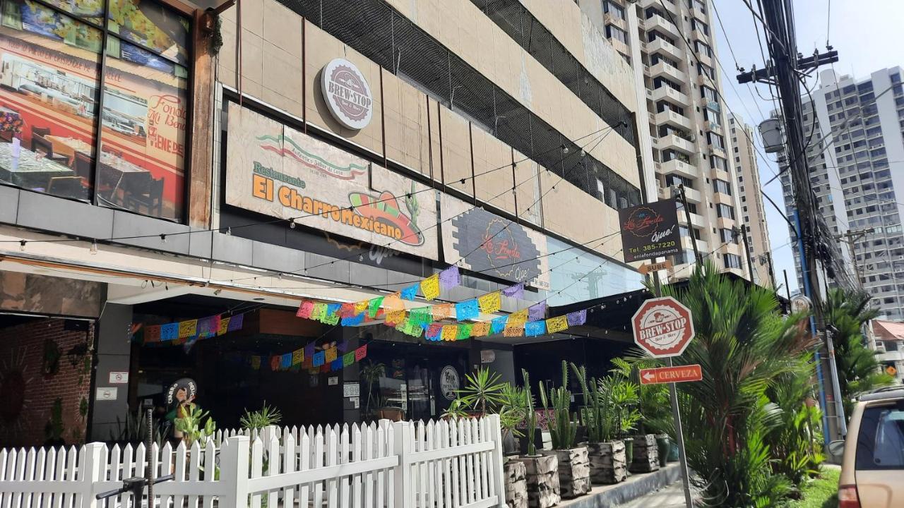 Hostal Yoha Hotel Panama City Ngoại thất bức ảnh