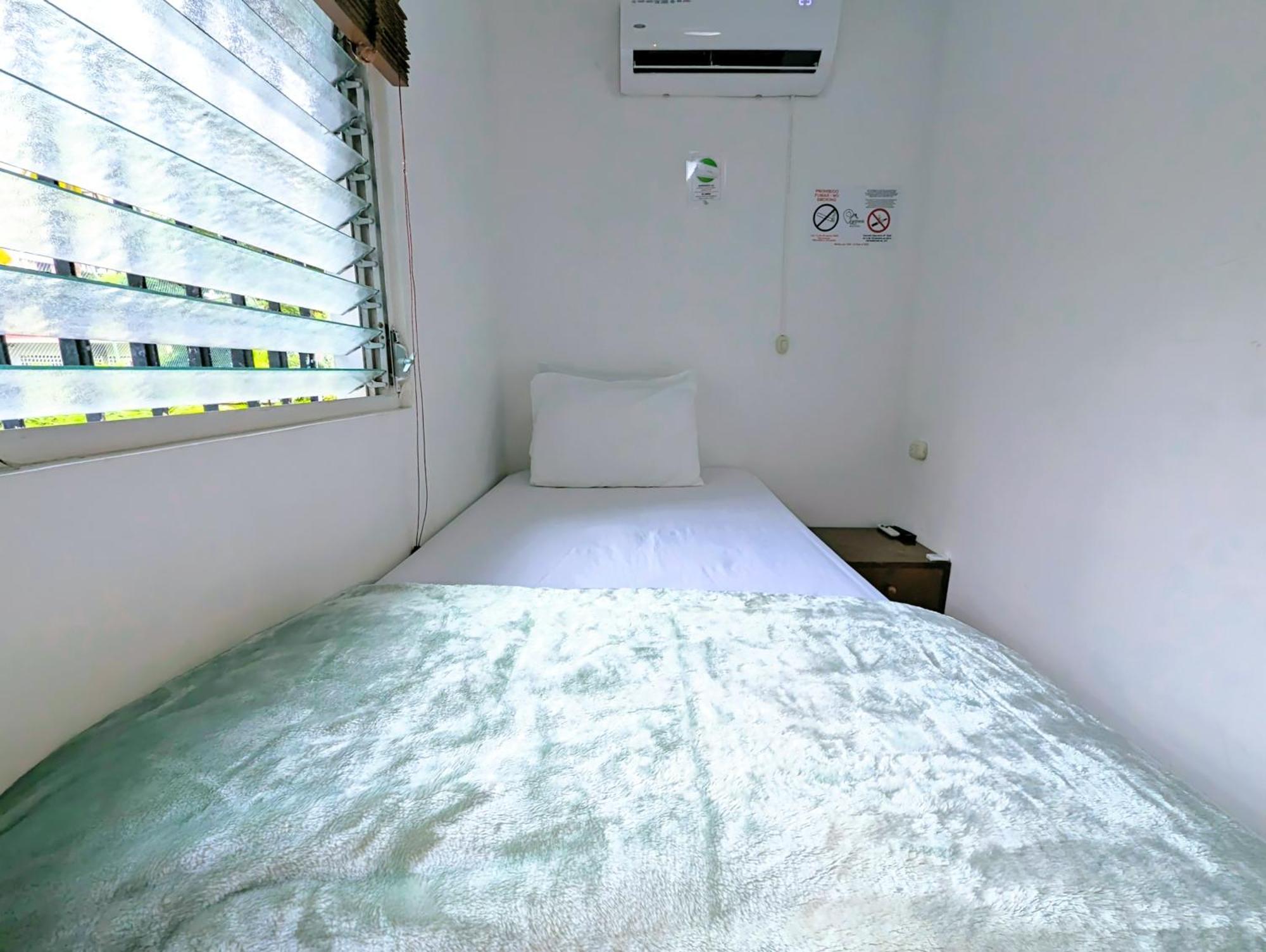 Hostal Yoha Panama City Ngoại thất bức ảnh