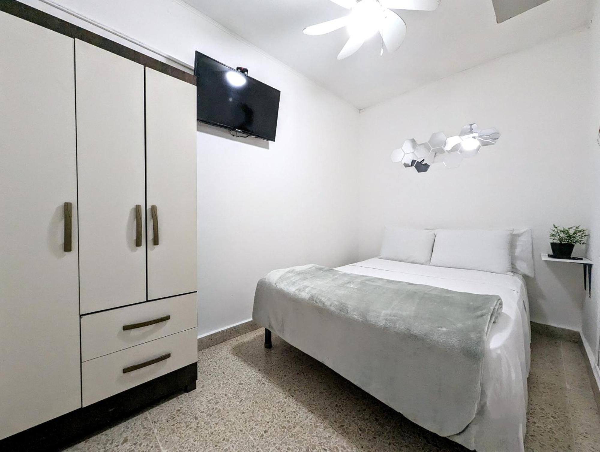 Hostal Yoha Panama City Phòng bức ảnh