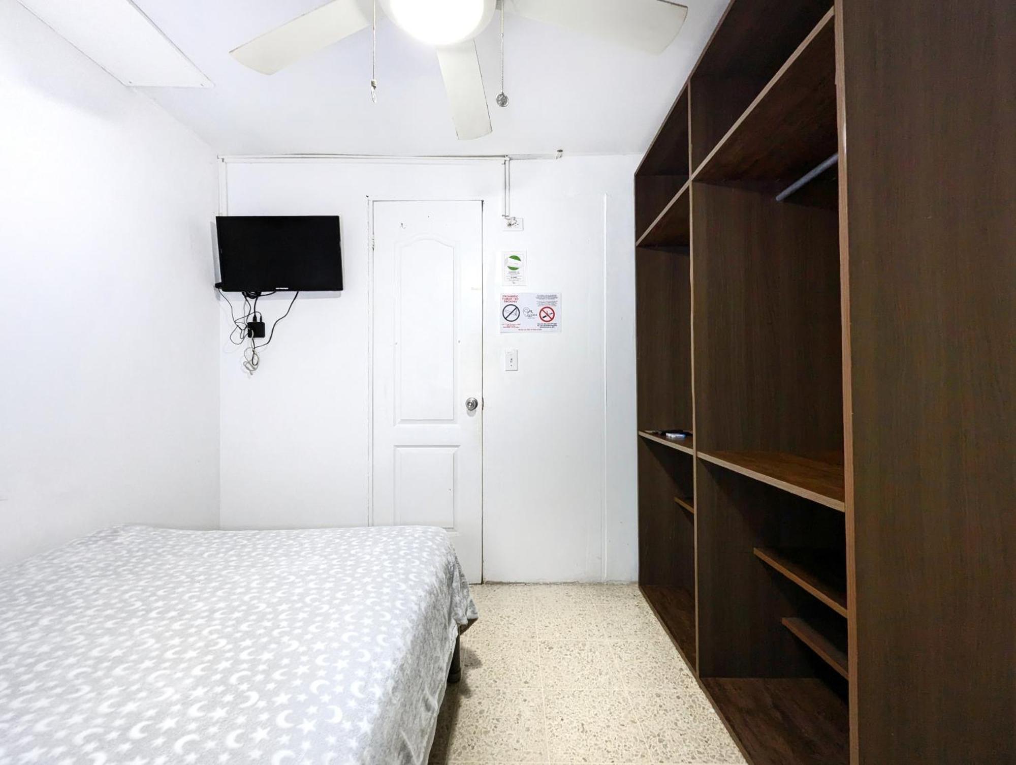 Hostal Yoha Panama City Phòng bức ảnh