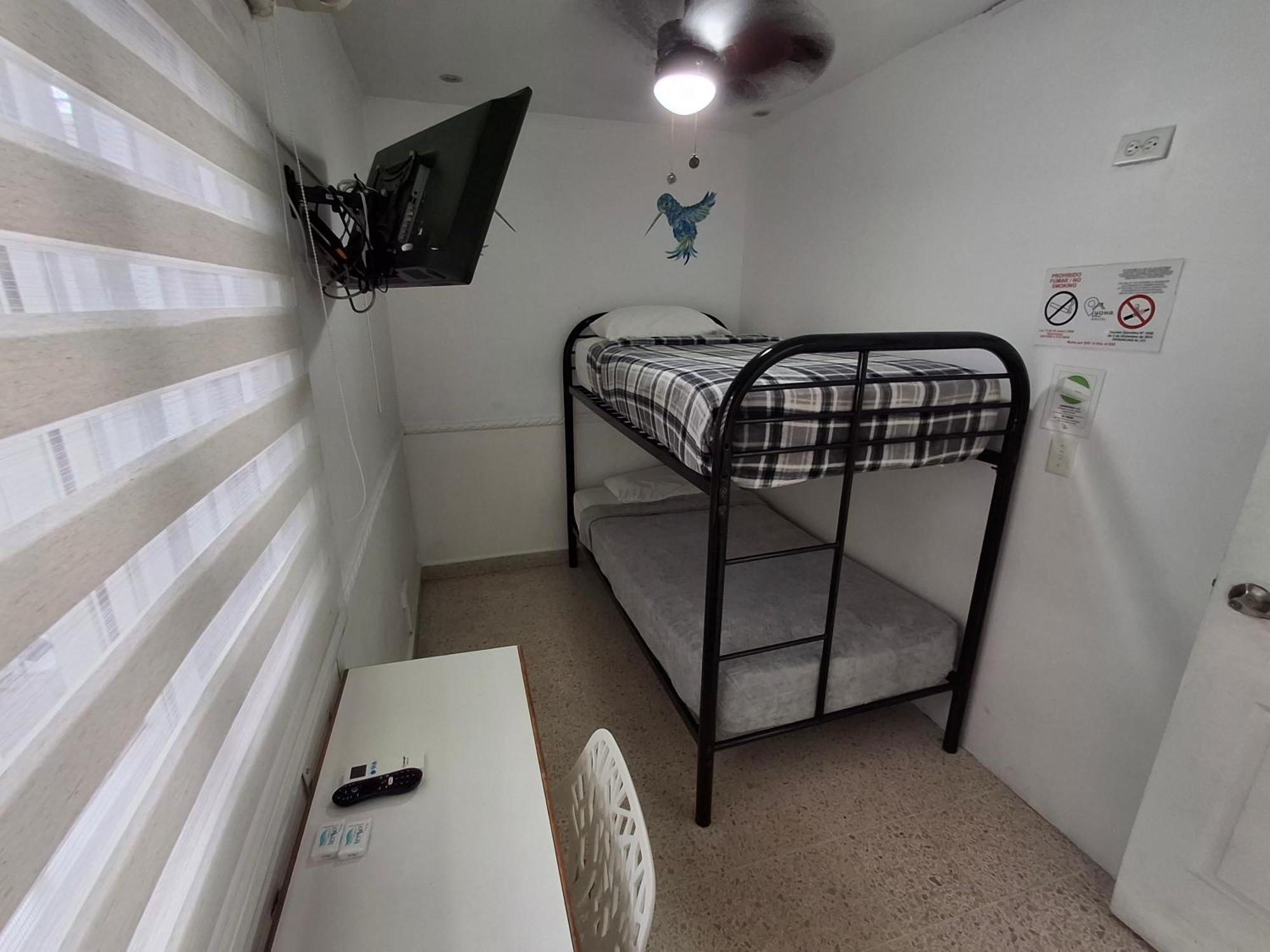 Hostal Yoha Panama City Ngoại thất bức ảnh