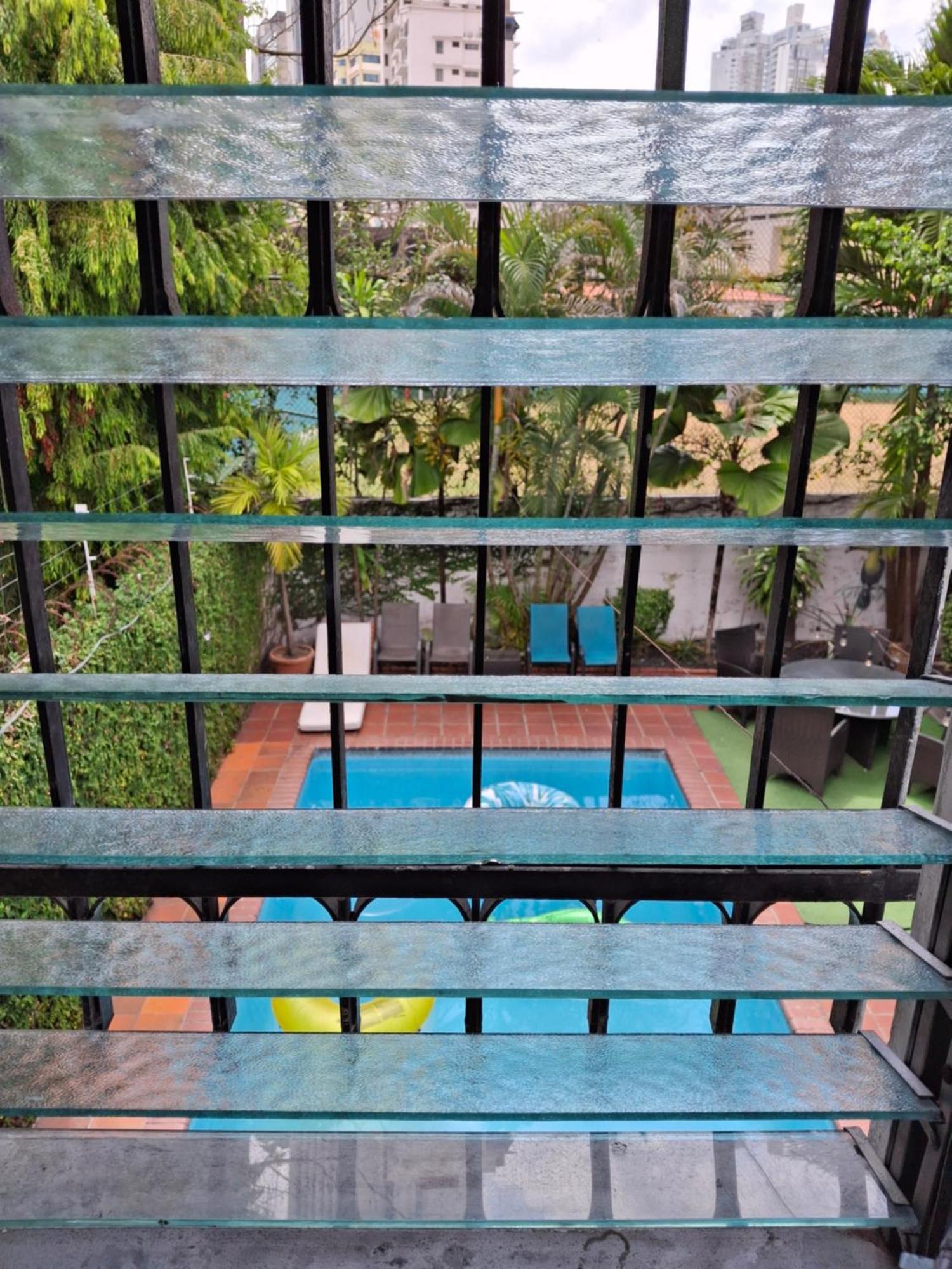 Hostal Yoha Panama City Ngoại thất bức ảnh